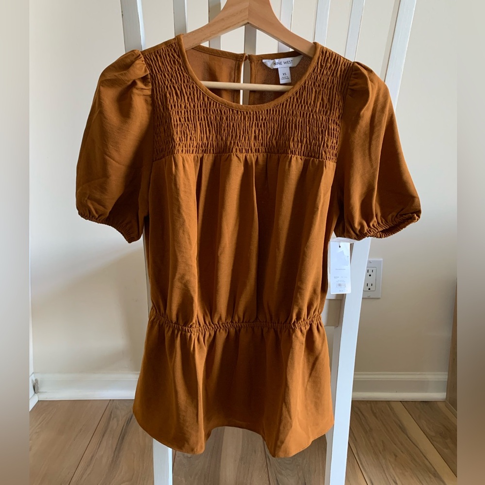 NWT. NINE WEST Size XS